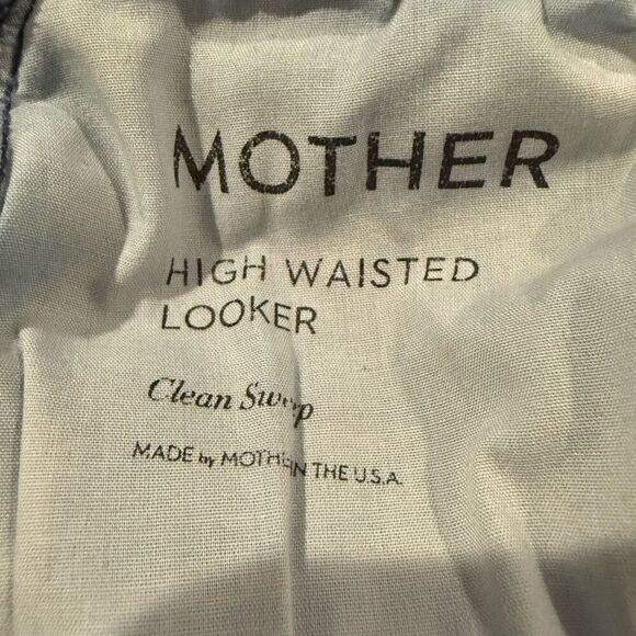 Mother High Waisted Looker Jeans in Clean Sweep Size 26 - Picture 7 of 9